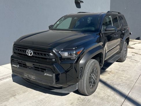 Used 2025 Toyota 4Runner SR5 AWD/4WD image 1