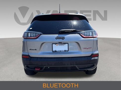Used 2019 Jeep Cherokee Trailhawk AWD/4WD image 4
