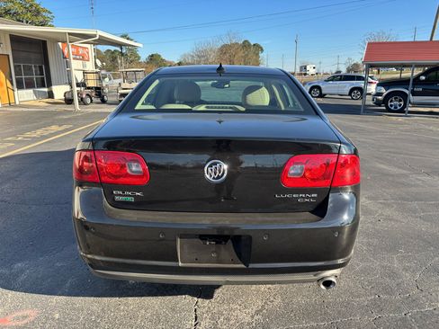 Used 2010 Buick Lucerne CXL w/ Driver Confidence Package image 5