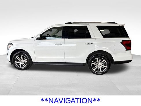 Certified 2024 Ford Expedition Limited RWD image 2