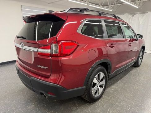 Used 2019 Subaru Ascent Premium image 2
