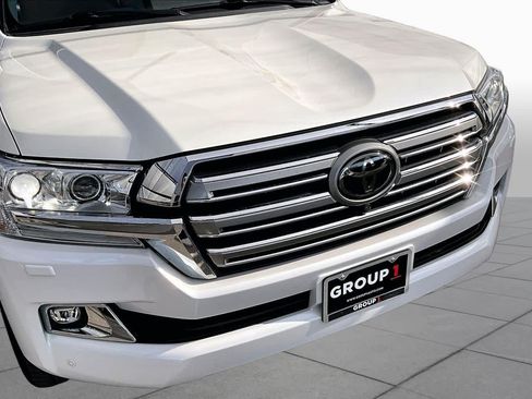 Used 2021 Toyota Land Cruiser AWD/4WD image 30