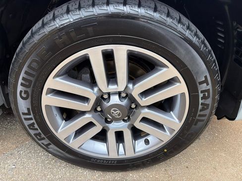 Used 2022 Toyota 4Runner TRD Sport AWD/4WD image 33
