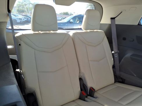 Used 2020 Cadillac XT6 Premium Luxury image 15