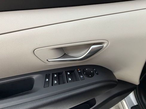 Used 2026 Hyundai Tucson SE image 25