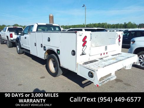 Used 2017 Ford F550 4x4 SuperCab Super Duty image 1