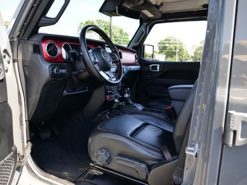 Used 2021 Jeep Gladiator Rubicon AWD/4WD image 26