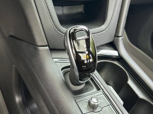 Used 2021 Cadillac XT6 Premium Luxury FWD image 27