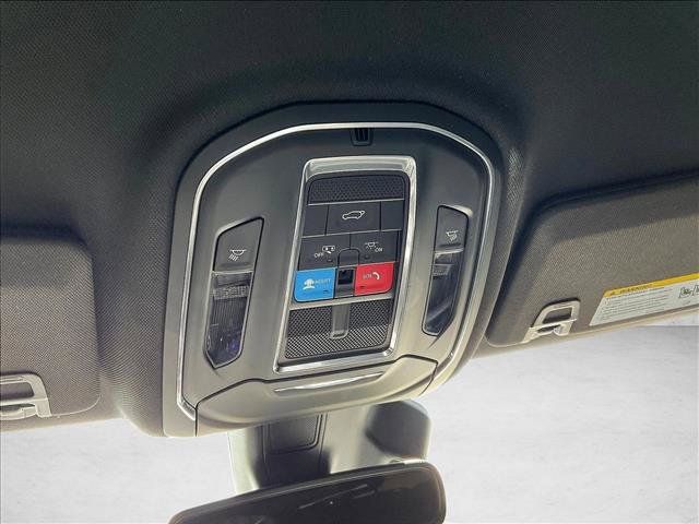 Used 2024 Jeep Grand Cherokee L Limited w/ Black Appearance Package AWD/4WD image 22