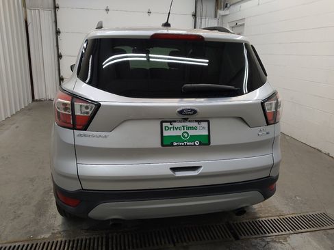 Used 2018 Ford Escape SE w/ Ford Safe & Smart Package AWD/4WD image 6