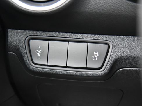 Used 2024 Kia Forte LXS image 27