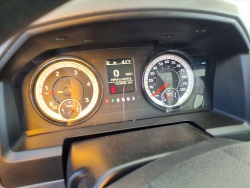 Used 2018 RAM 5500 Tradesman w/ Power & Remote Entry Group image 10