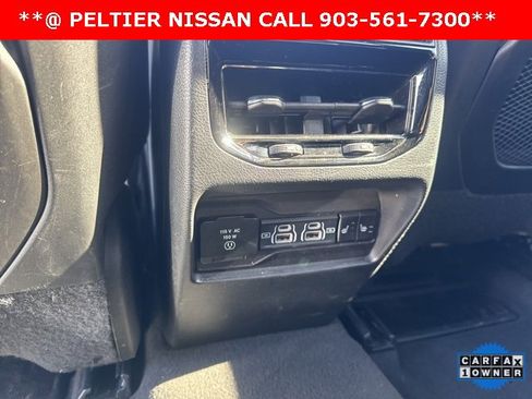 Used 2024 Jeep Grand Cherokee Limited image 23