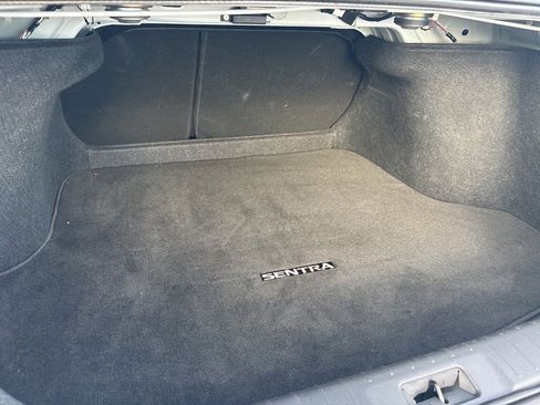 Used 2025 Nissan Sentra SV image 22