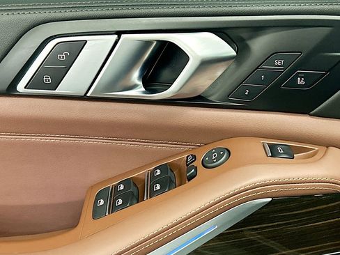 Certified 2024 BMW X5 xDrive50e w/ M Sport Package image 22