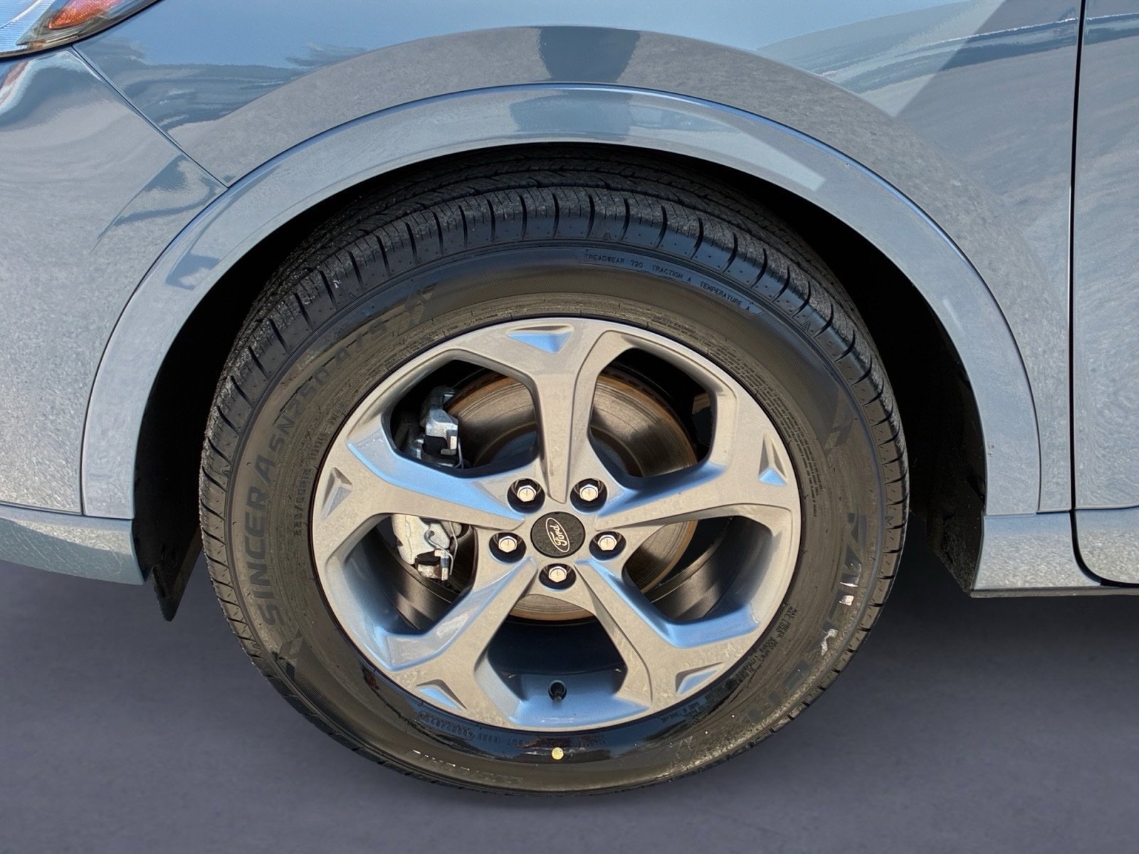 Certified 2023 Ford Escape ST-Line AWD/4WD image 9