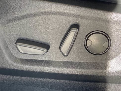 Used 2024 Ford Edge SEL image 15