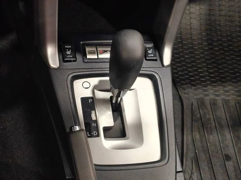 Used 2018 Subaru Forester 2.5i Premium AWD/4WD image 8