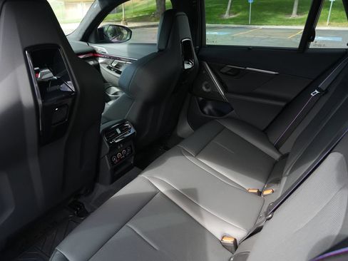 Used 2026 BMW M5 Touring AWD/4WD image 14