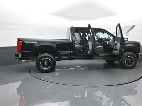 New 2026 Ford F350 XLT w/ Tremor Off-Road Package image 32