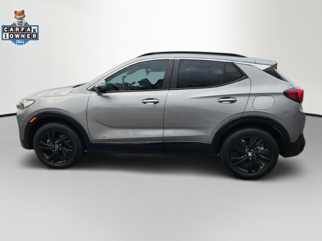 Used 2025 Buick Encore GX Sport Touring w/ Black Roof Package AWD/4WD image 4