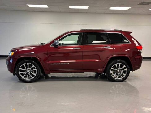 Used 2018 Jeep Grand Cherokee Overland RWD image 5
