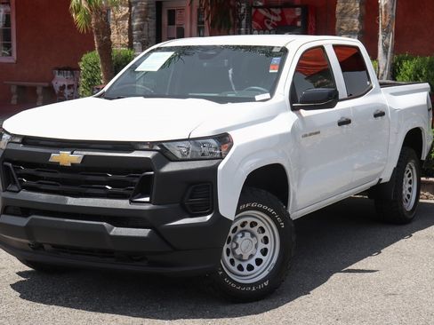 Used 2023 Chevrolet Colorado W/T w/ Safety Package image 4