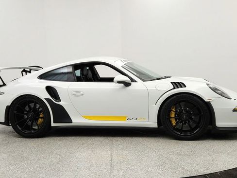 Used 2016 Porsche 911 GT3 RS image 6