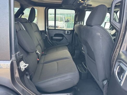 Used 2023 Jeep Wrangler Unlimited Rubicon 4xe w/ Cold Weather Group image 22