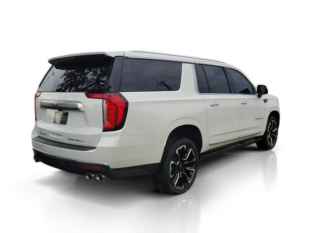 Used 2022 GMC Yukon XL Denali RWD image 4