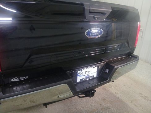 Used 2018 Ford F150 XLT image 20