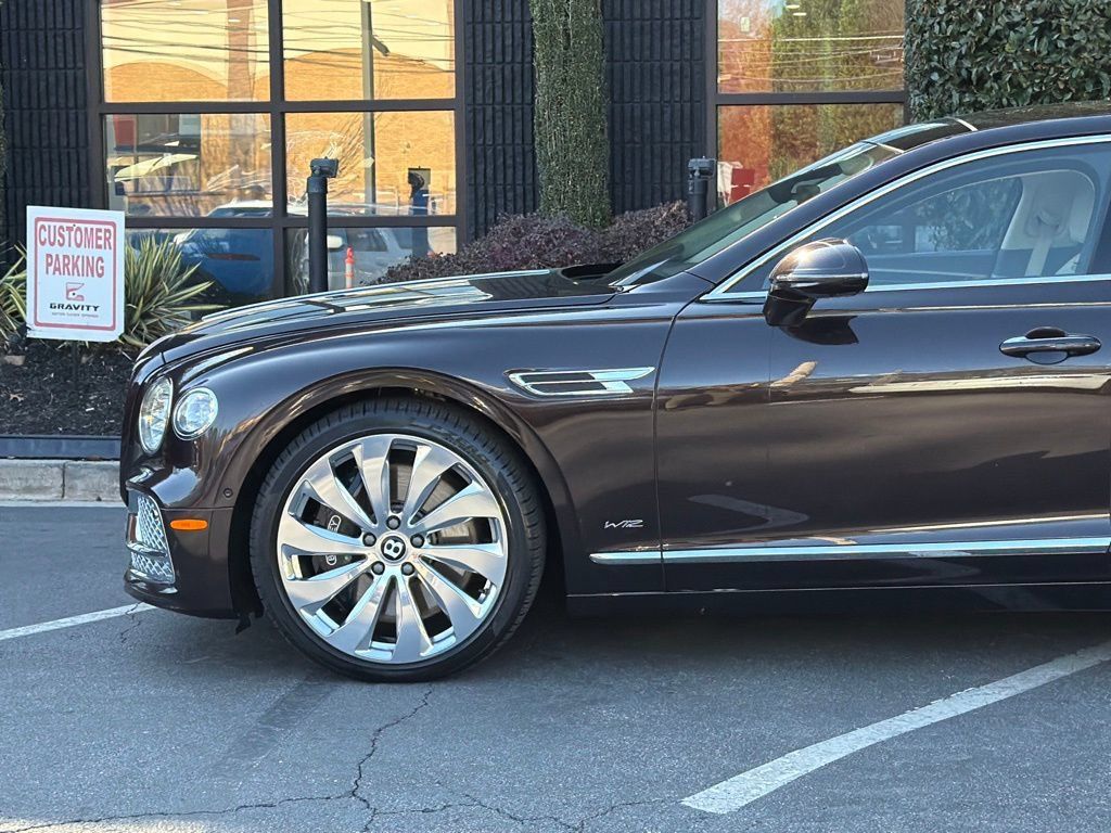 Used 2021 Bentley Flying Spur W12 AWD/4WD image 10