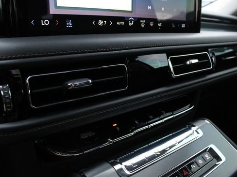 New 2026 Lincoln Aviator AWD image 45