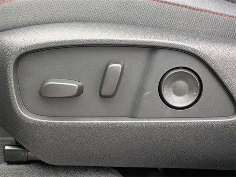 New 2026 Chevrolet Equinox RS w/ Convenience Package III image 23