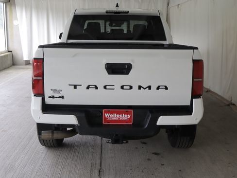 Used 2024 Toyota Tacoma TRD Sport w/ TRD Sport Upgrade Package AWD/4WD image 27