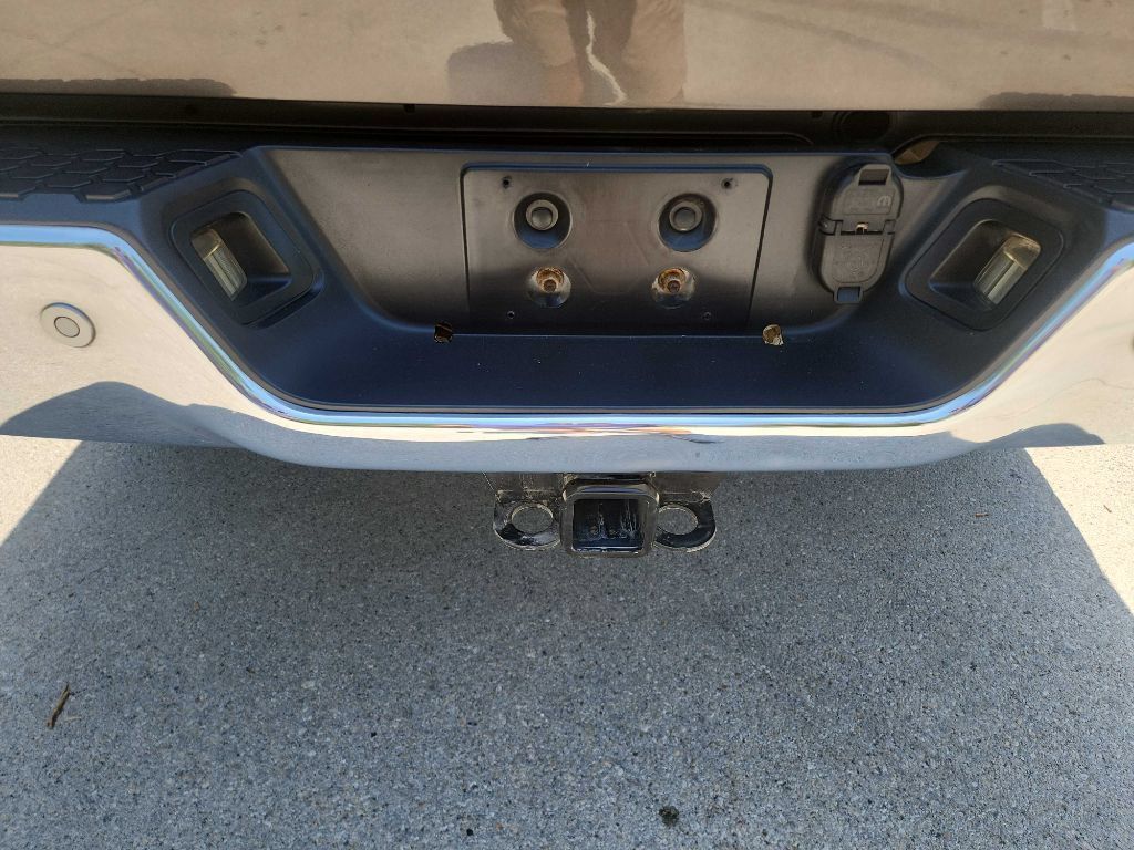 Used 2016 RAM 2500 Laramie AWD/4WD image 9