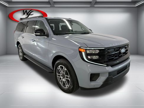 New 2026 Ford Expedition Max Active RWD image 3
