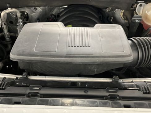 Used 2022 Chevrolet Silverado 1500 ZR2 w/ Technology Package AWD/4WD image 27