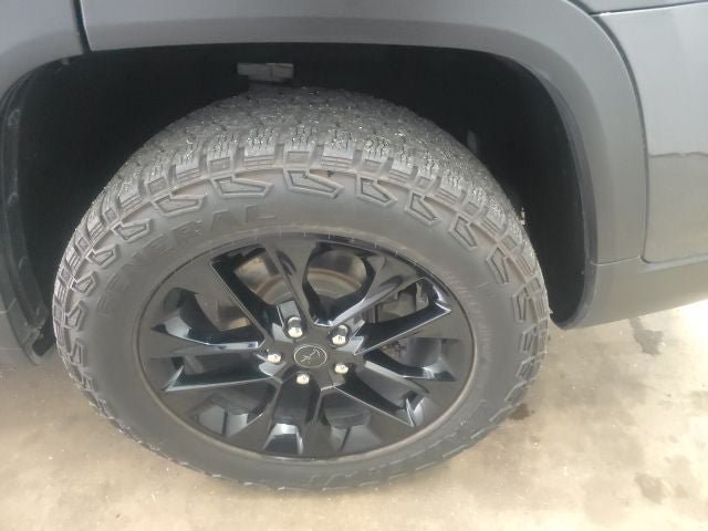 Used 2021 Jeep Grand Cherokee L Limited AWD/4WD image 13