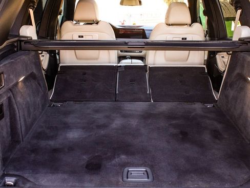 Used 2022 BMW X5 xDrive40i w/ M Sport Package image 46