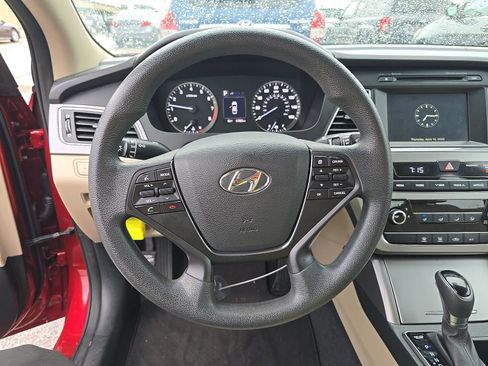 Used 2016 Hyundai Sonata SE w/ Cargo Package FWD image 16