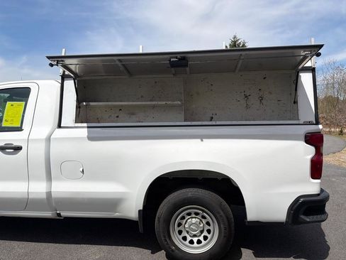 Used 2021 Chevrolet Silverado 1500 W/T RWD image 9