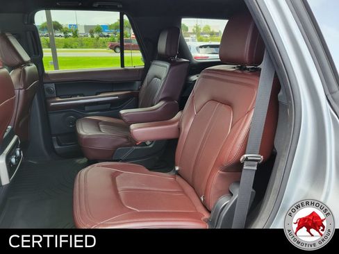 Used 2022 Ford Expedition Limited RWD image 16
