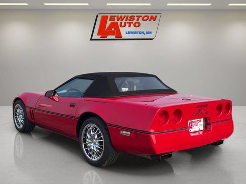 Used 1989 Chevrolet Corvette Convertible RWD image 3