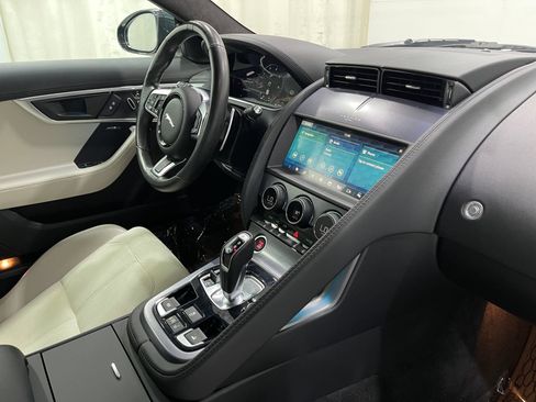 Used 2021 Jaguar F-TYPE Convertible RWD image 19