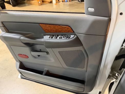 Used 2007 Dodge Ram 3500 Truck Laramie image 43