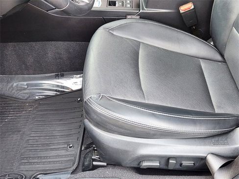 Used 2017 Subaru Outback 3.6R Limited image 8