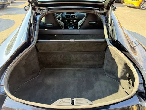 Used 2020 Aston Martin V8 Vantage Coupe RWD image 26