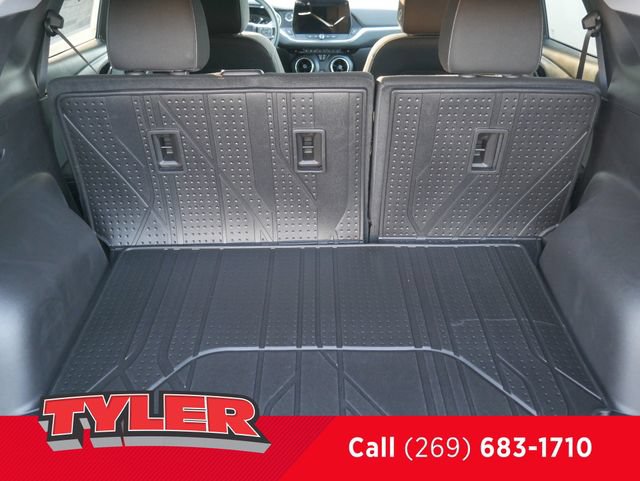 New 2026 Chevrolet Blazer LT w/ Convenience Package AWD/4WD image 17