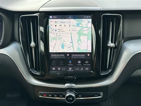 Used 2023 Volvo XC60 B5 Core w/ Climate Package AWD/4WD image 22